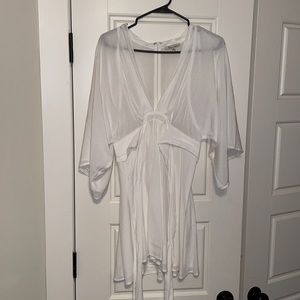 Flowing, White Tie Dress